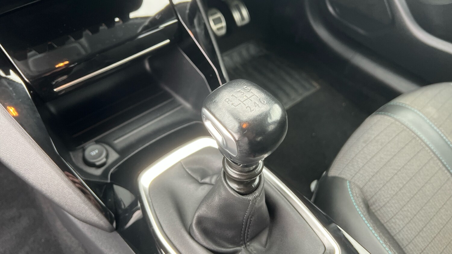 Used Peugeot 208 2023 for sale - 76064144: Photo 13