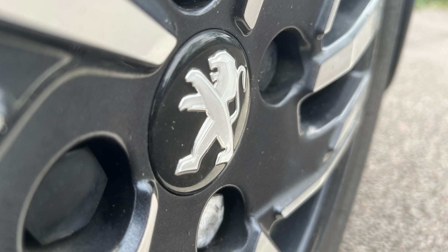 Used Peugeot 208 2023 for sale - 76064144: Photo 39