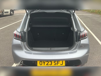 Used Peugeot 208 2023 for sale - 76064144: Photo 4