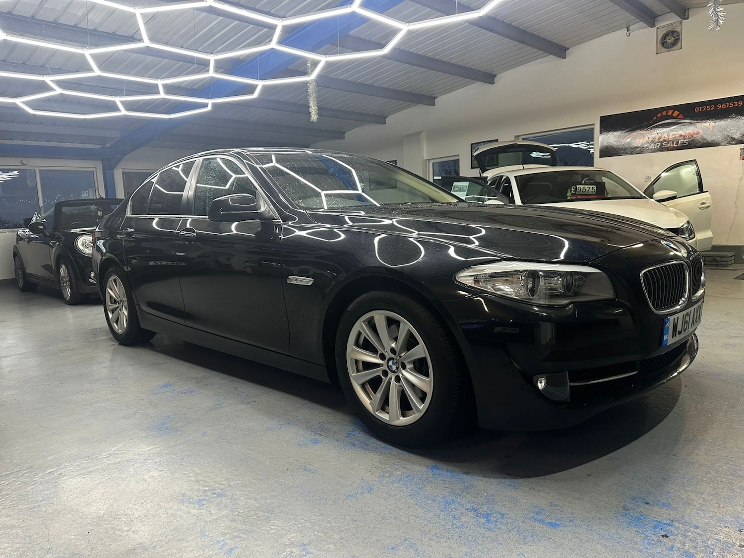 Used BMW 5 Series 2011 for sale - 76911123: Photo 2