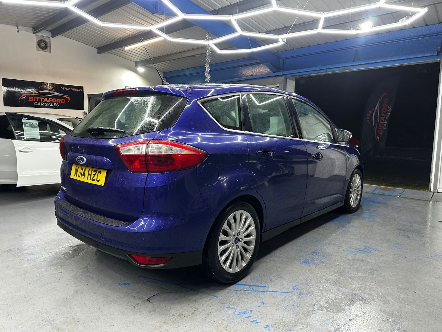 Used Ford C-Max 2014 for sale - 77157259: Photo 4