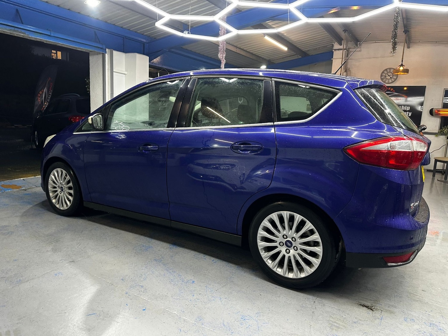 Used Ford C-Max 2014 for sale - 77157259: Photo 7
