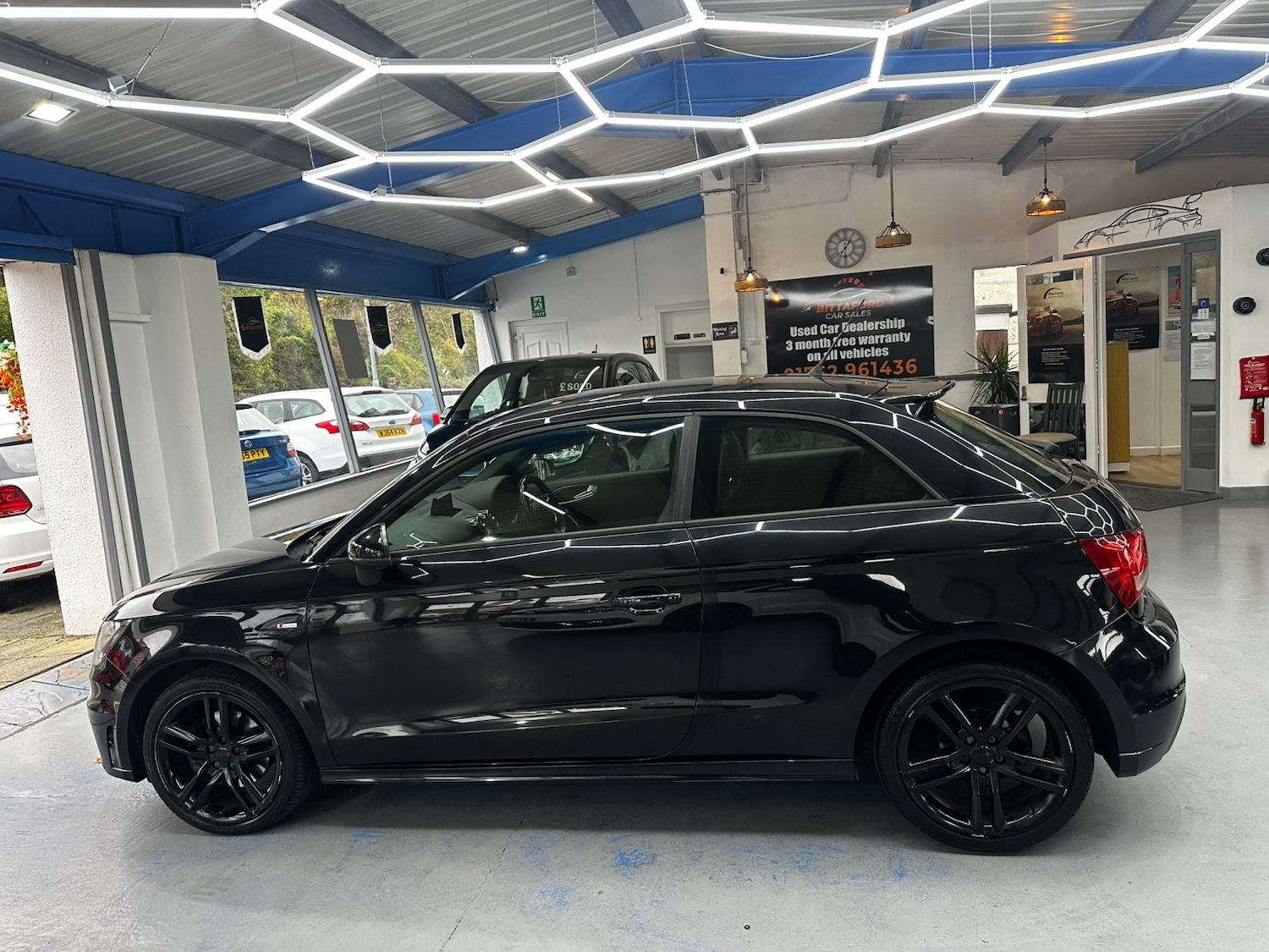 Used Audi A1 2011 for sale - 76430979: Photo 9
