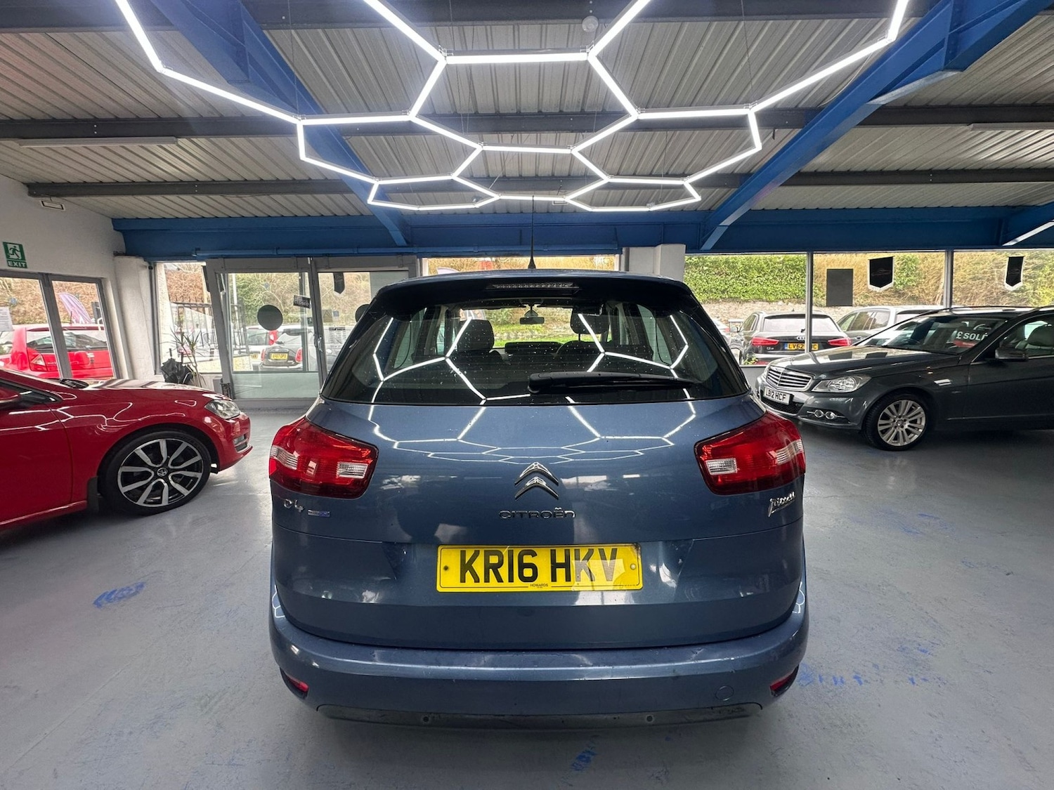 Used Citroen C4 Picasso 2016 for sale - 77749856: Photo 6