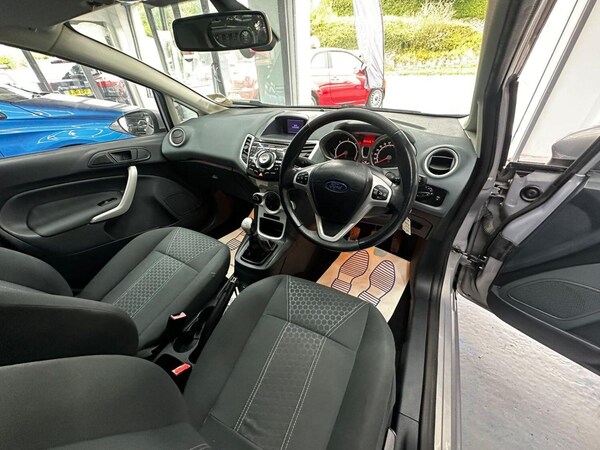 Used Ford Fiesta 2011 for sale - 75608261: Photo 14