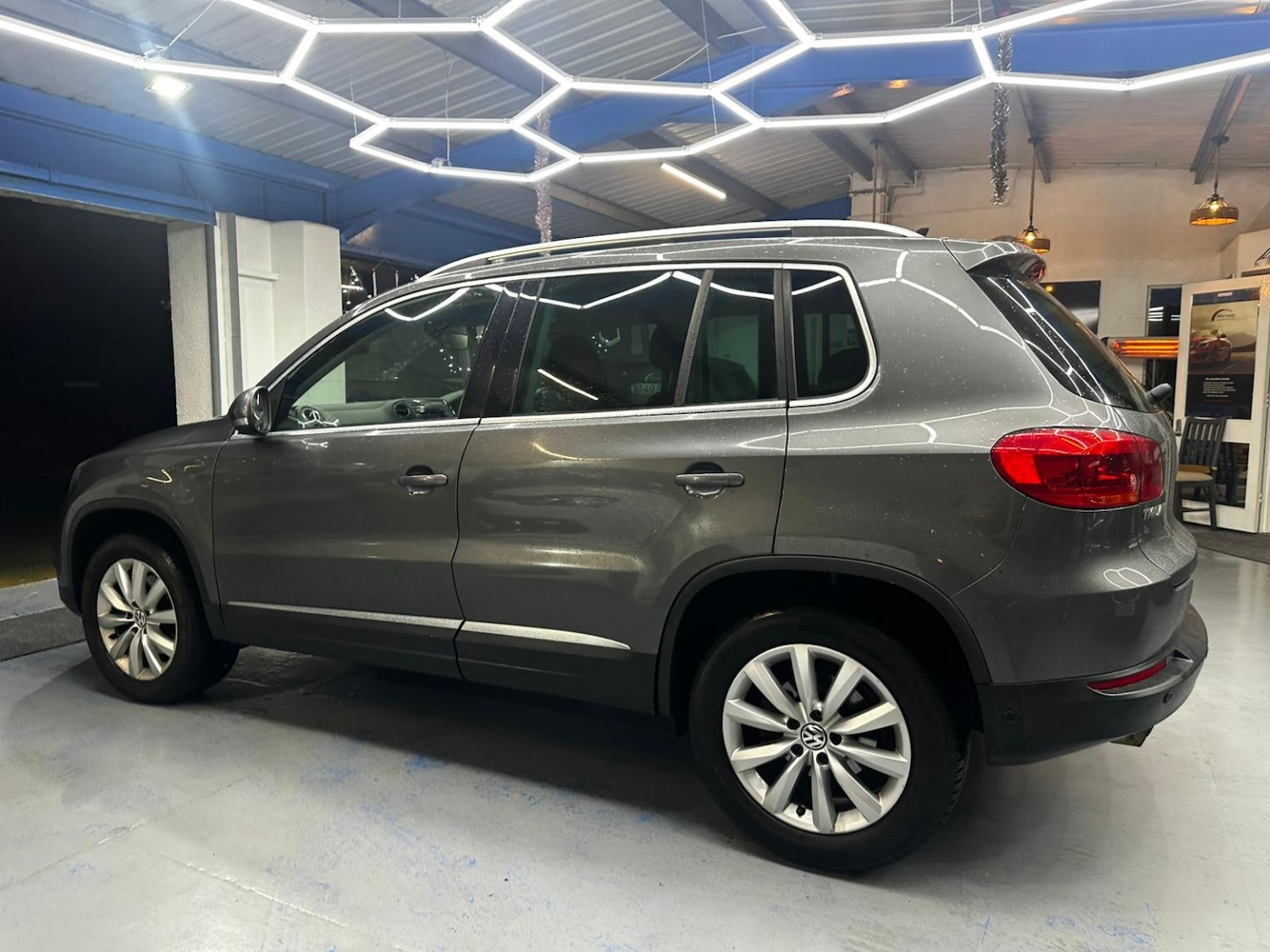 Used Volkswagen Tiguan 2013 for sale - 77157262: Photo 8
