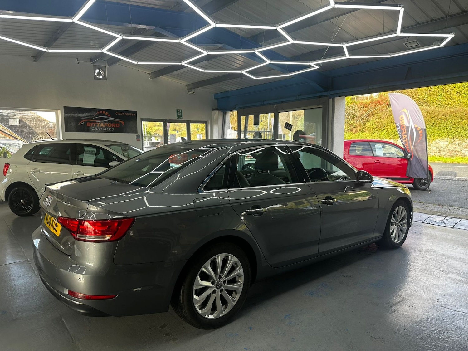 Used Audi A4 2016 for sale - 77157276: Photo 4