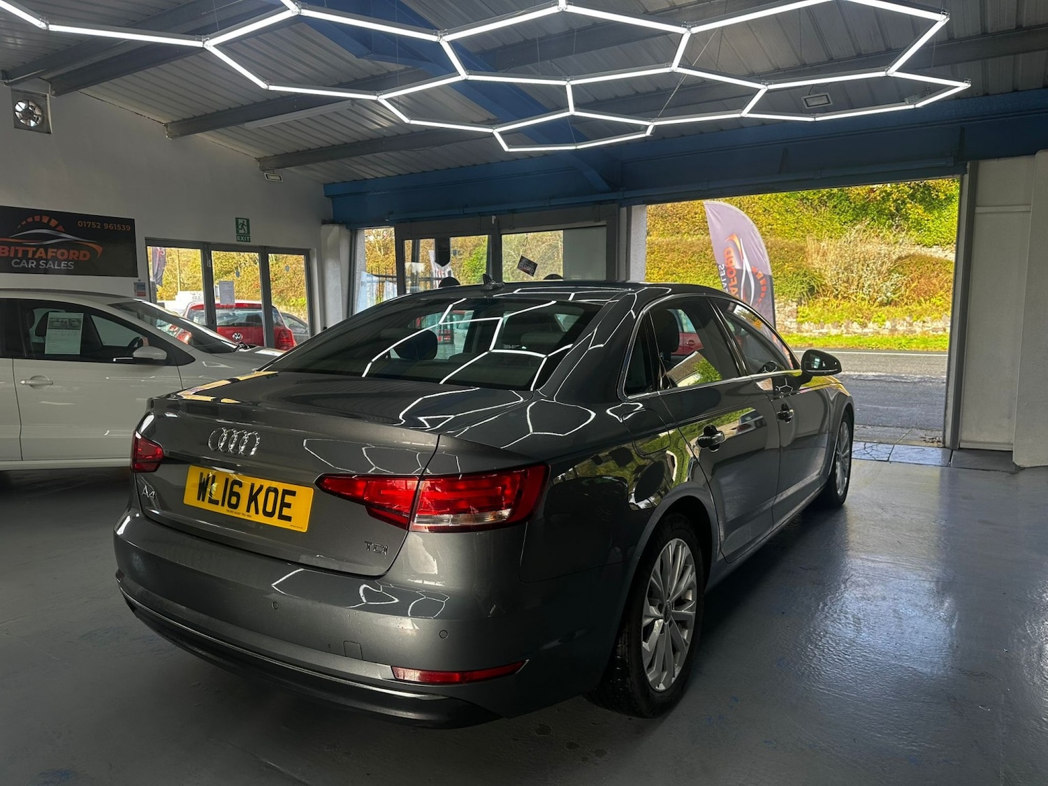 Used Audi A4 2016 for sale - 77157276: Photo 5