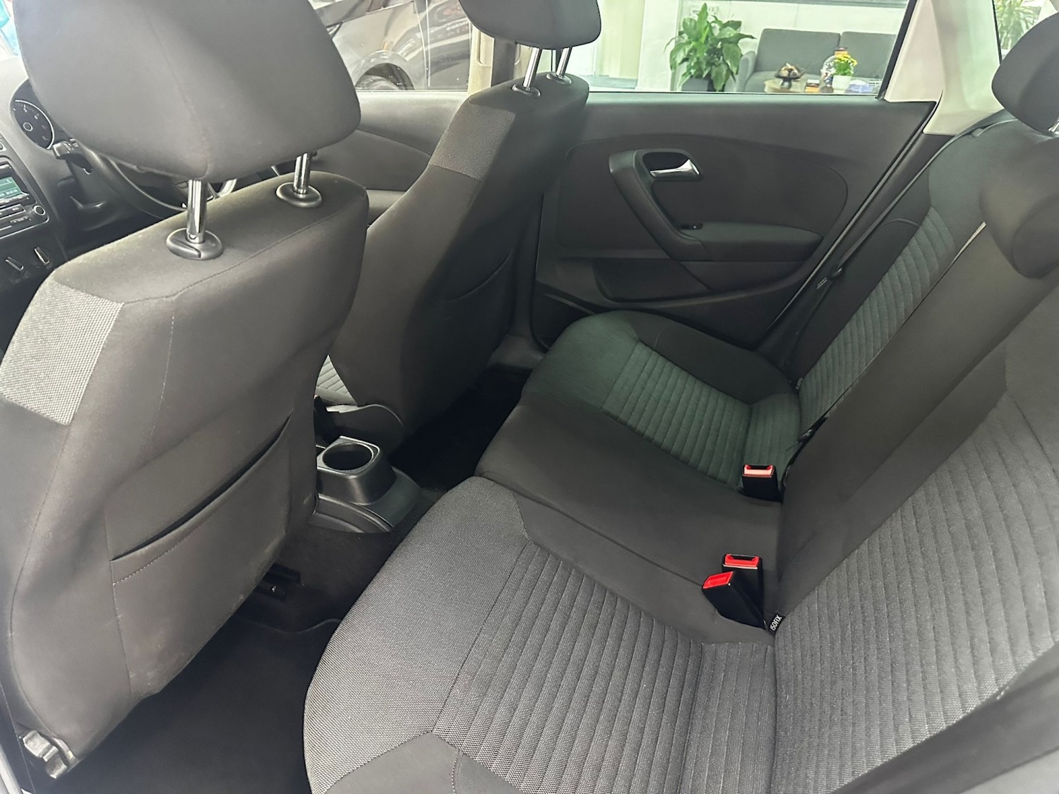 Used Volkswagen Polo 2011 for sale - 76431016: Photo 11