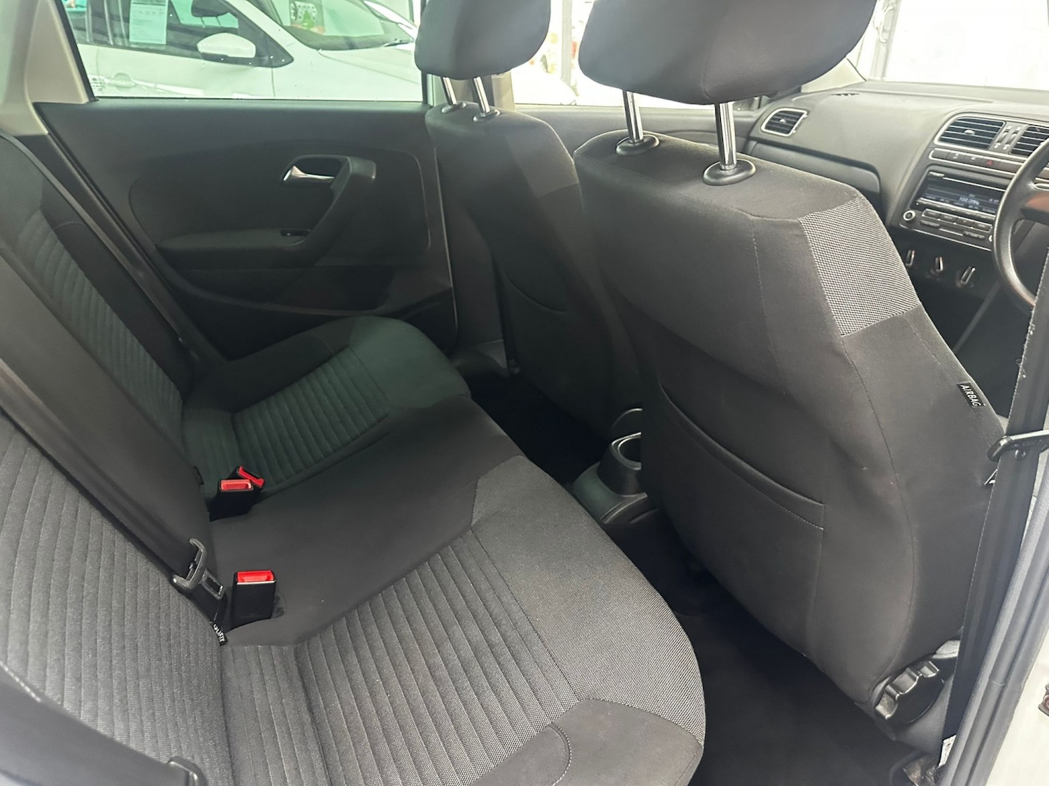 Used Volkswagen Polo 2011 for sale - 76431016: Photo 12