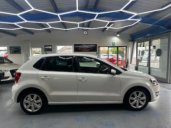 Used Volkswagen Polo 2011 for sale - 76431016: Photo