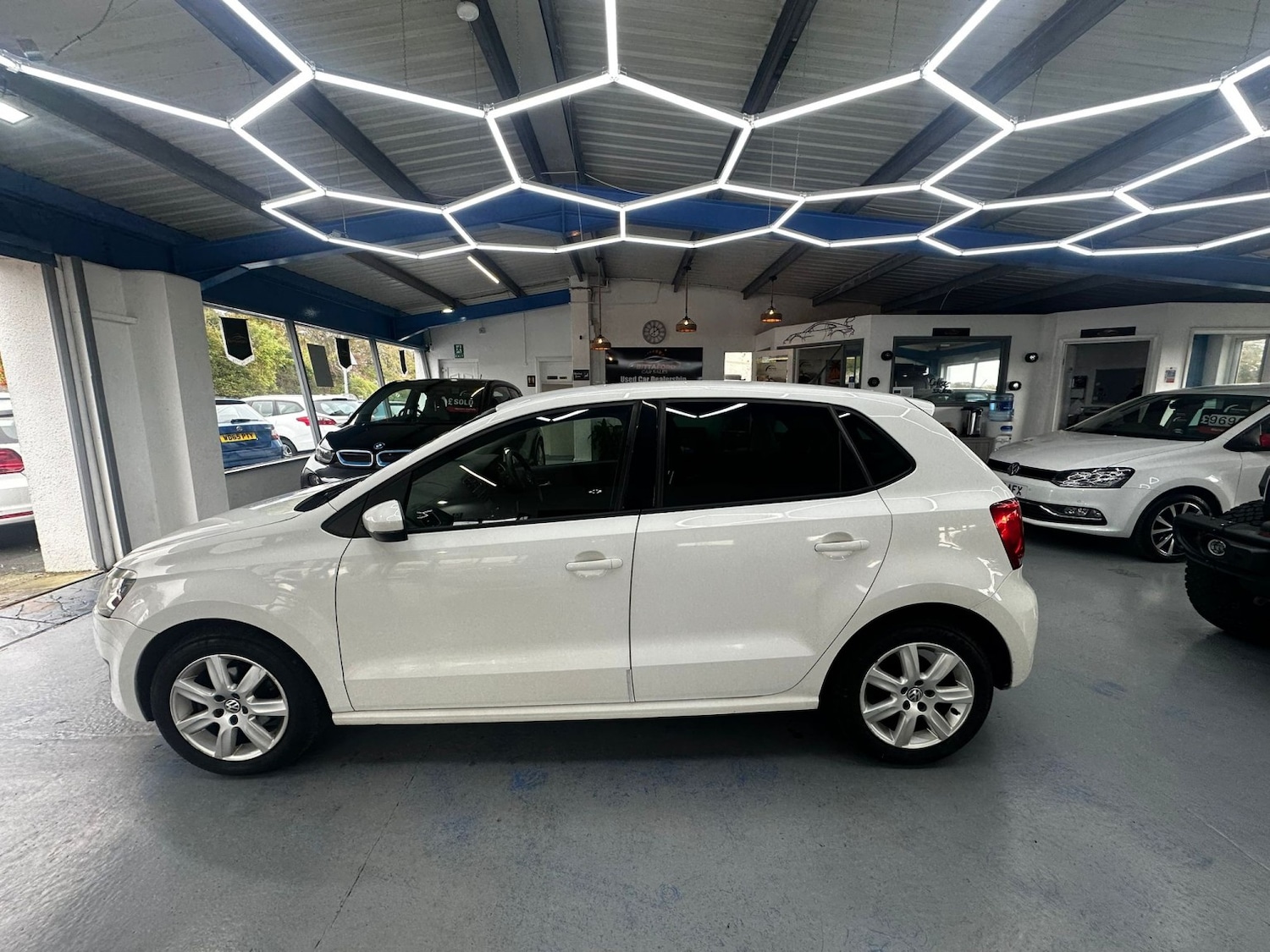 Used Volkswagen Polo 2011 for sale - 76431016: Photo 8