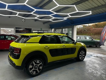 Used Citroen C4 Cactus 2015 for sale - 77595381: Photo