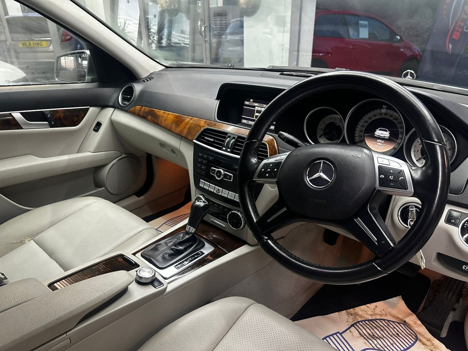 Used Mercedes-Benz C Class 2012 for sale - 77154328: Photo 14