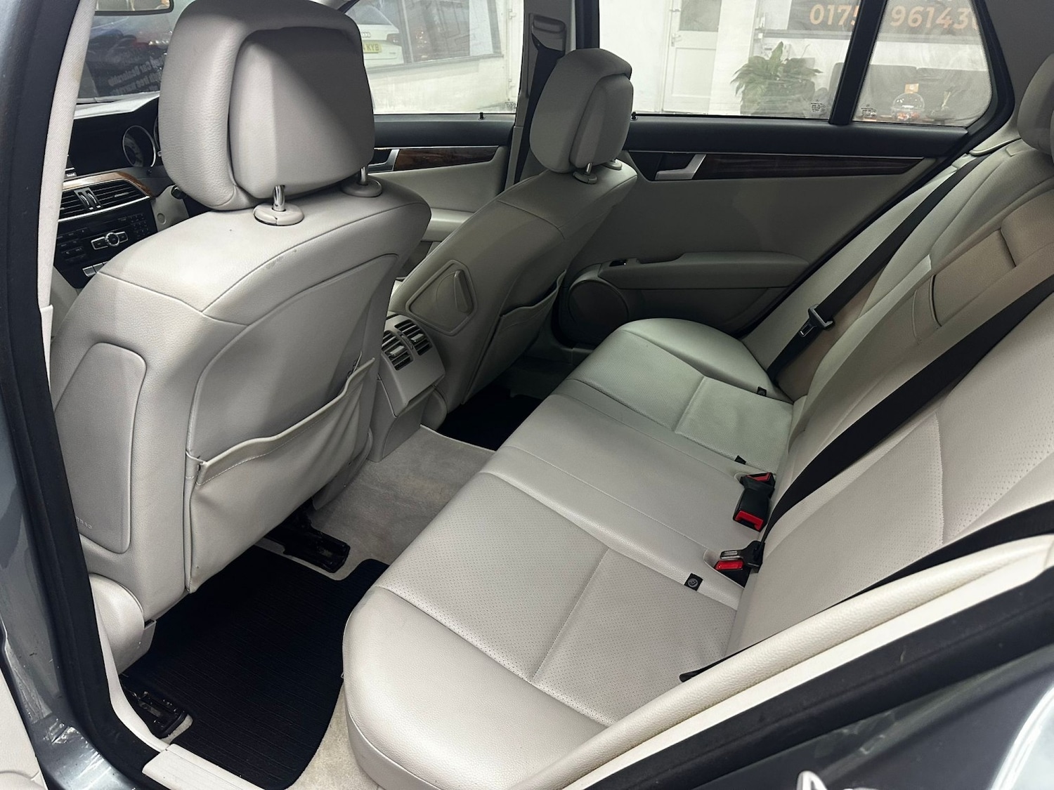 Used Mercedes-Benz C Class 2012 for sale - 77154328: Photo 15