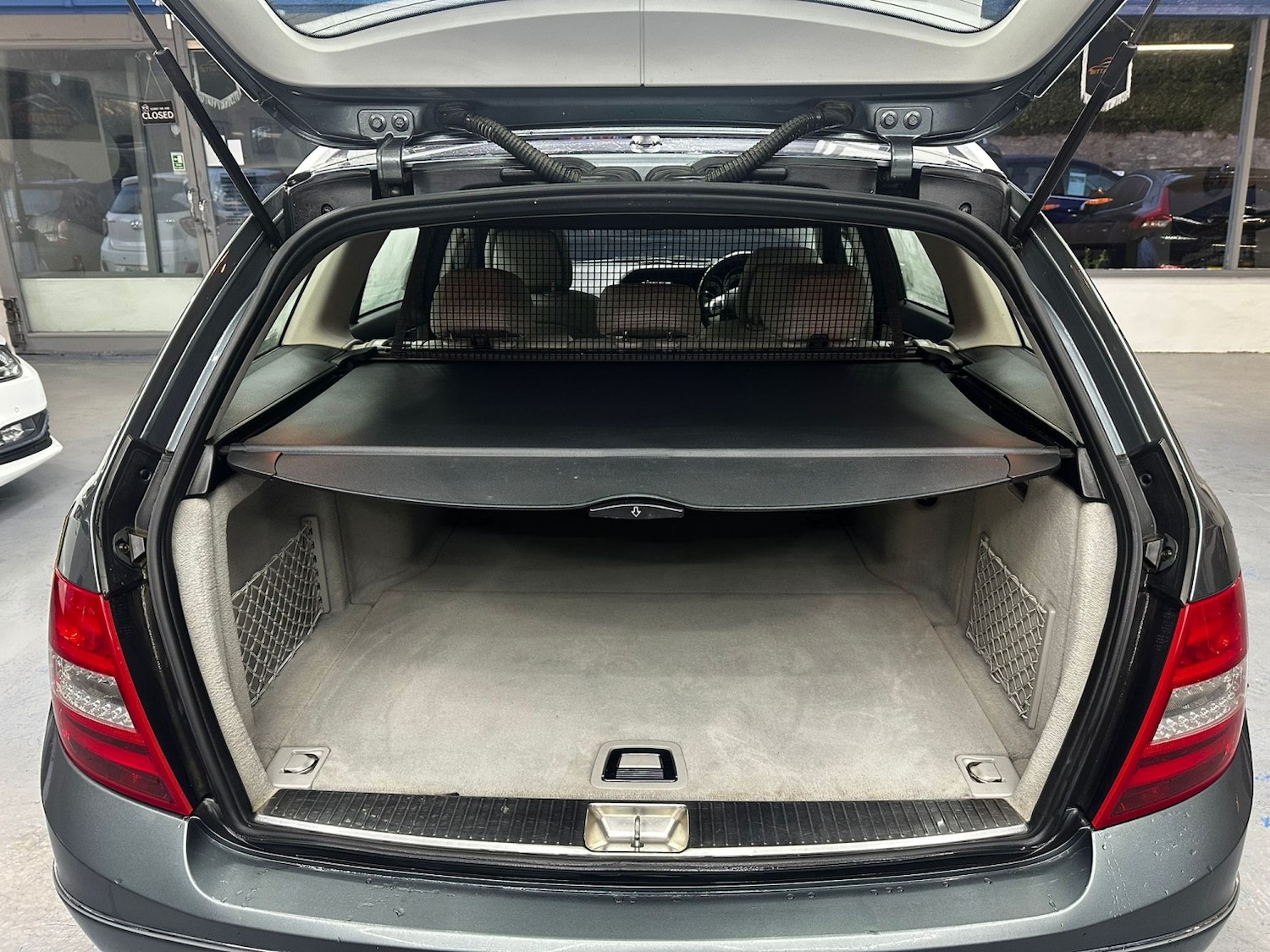 Used Mercedes-Benz C Class 2012 for sale - 77154328: Photo 18