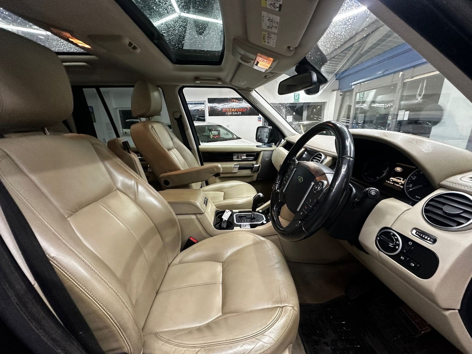 Used Land Rover Discovery 4 2010 for sale - 77438371: Photo 17