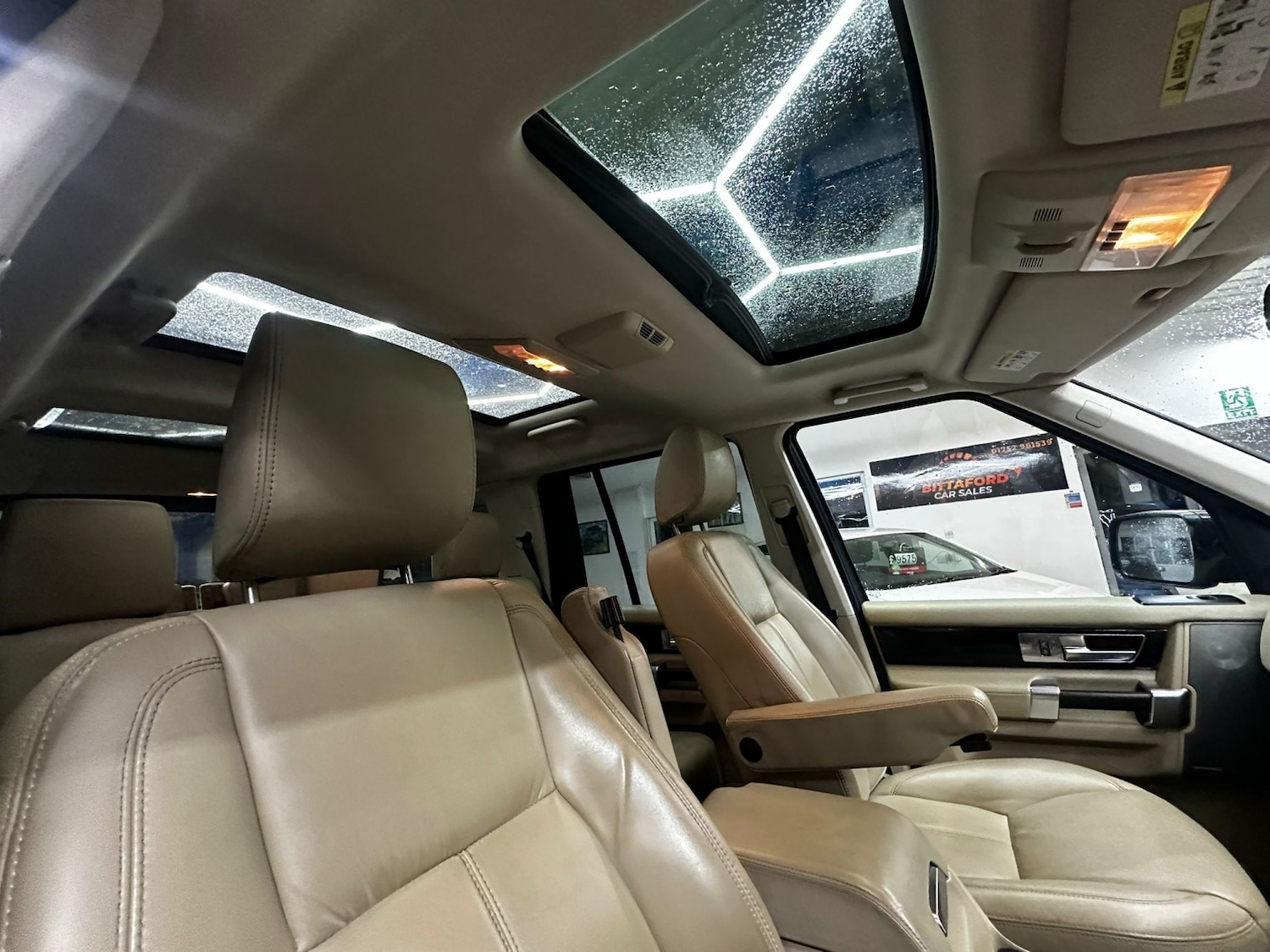 Used Land Rover Discovery 4 2010 for sale - 77438371: Photo 20