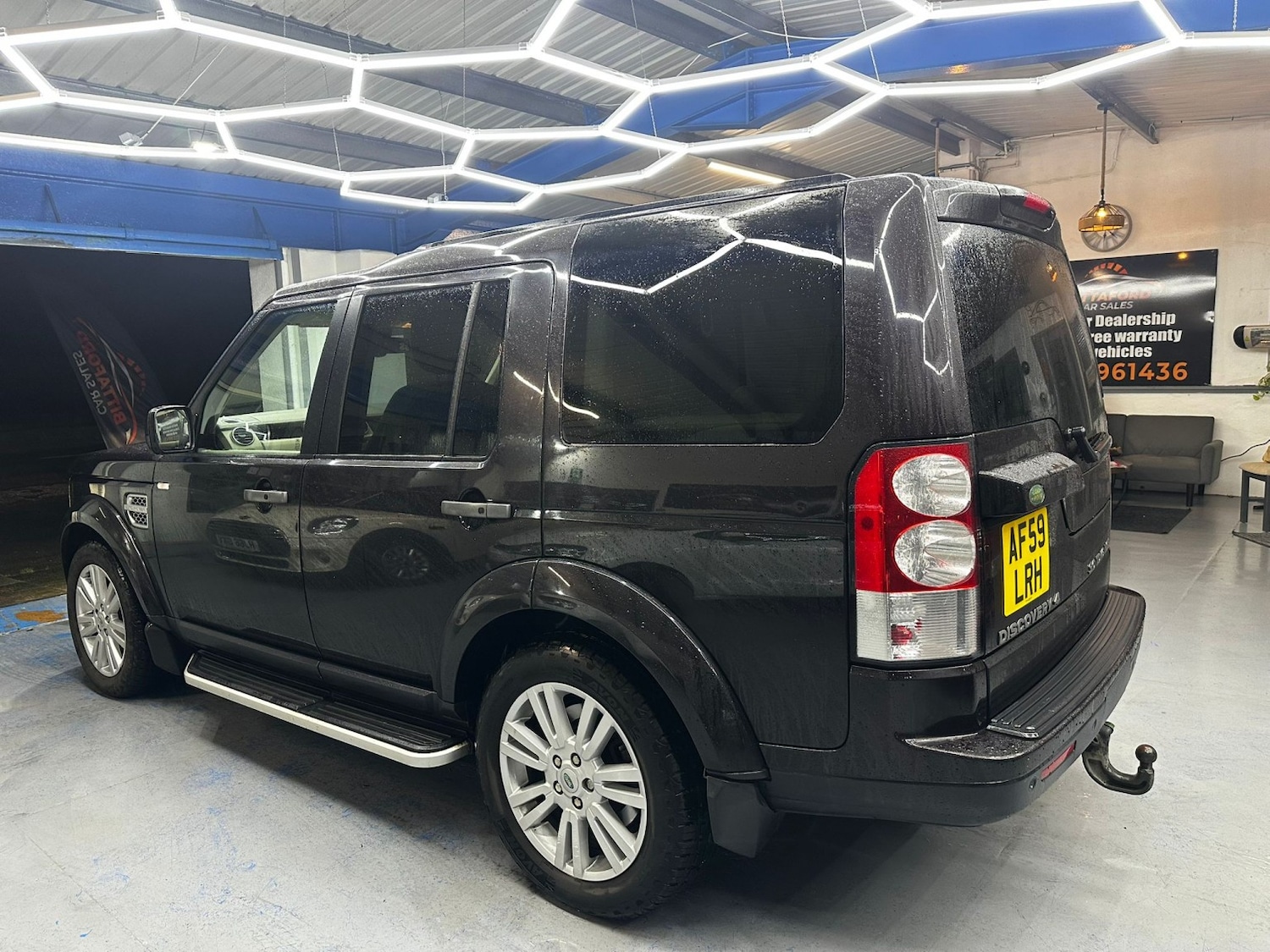 Used Land Rover Discovery 4 2010 for sale - 77438371: Photo 5