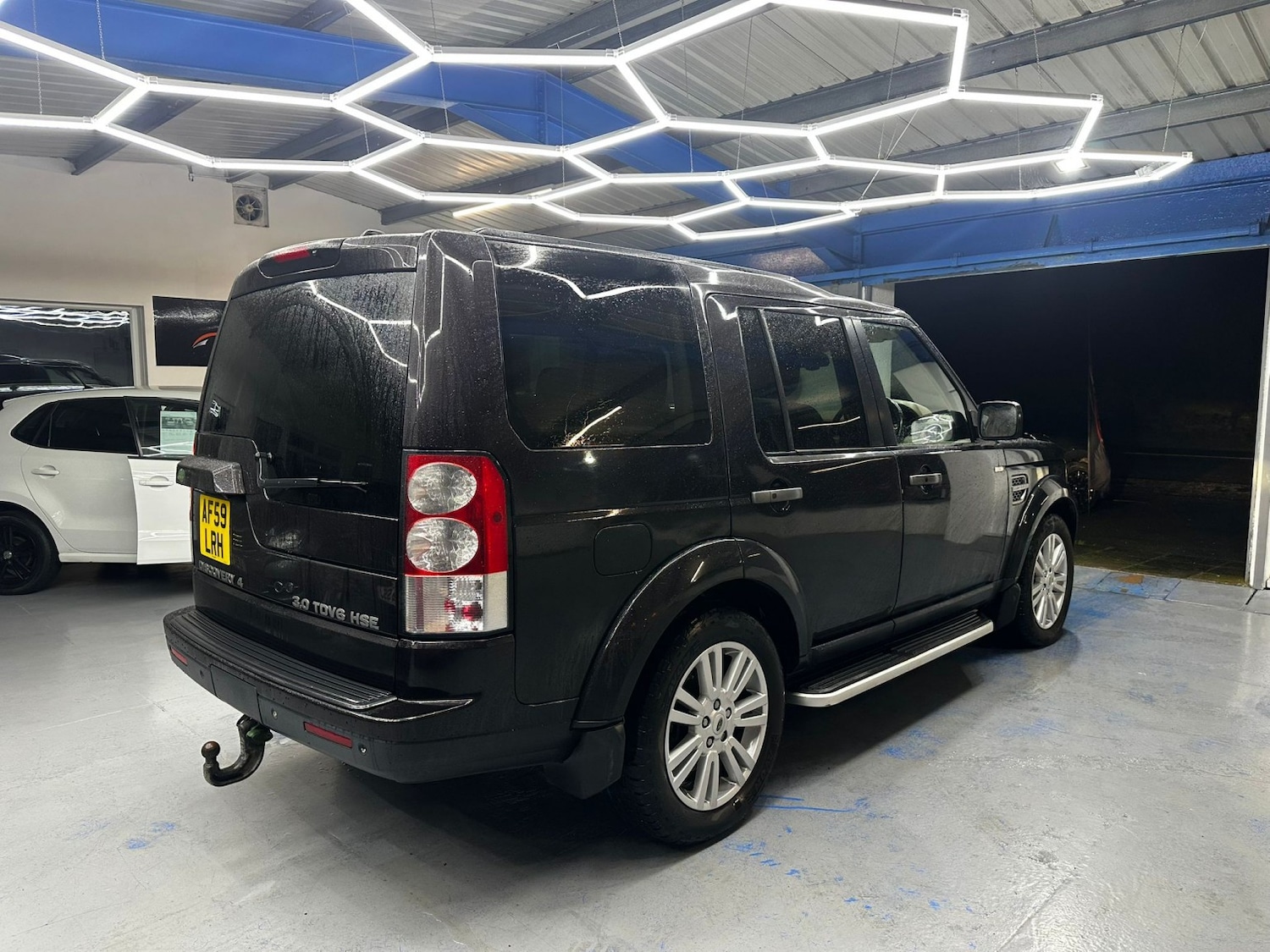 Used Land Rover Discovery 4 2010 for sale - 77438371: Photo 7