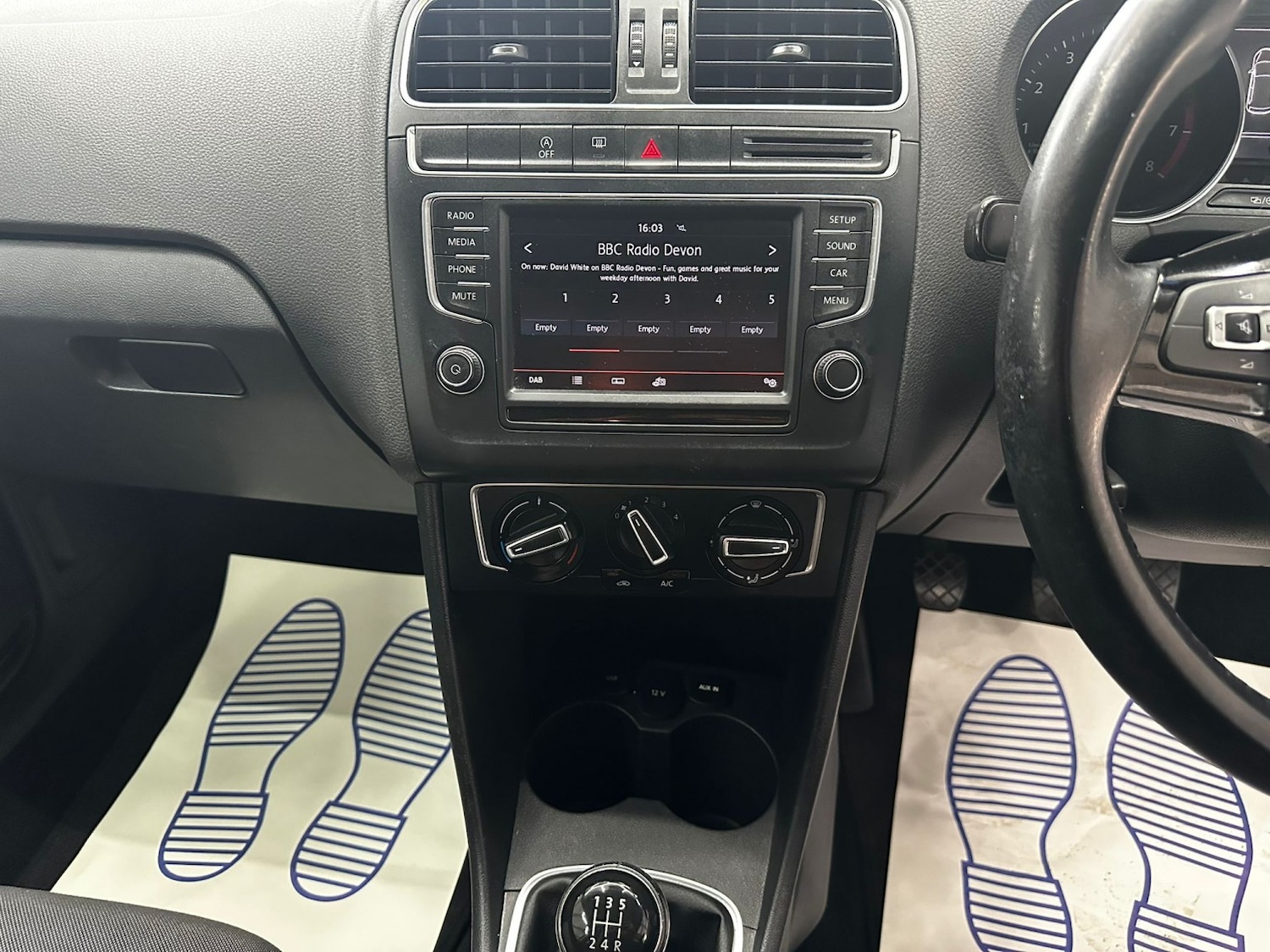 Used Volkswagen Polo 2014 for sale - 76510853: Photo 17