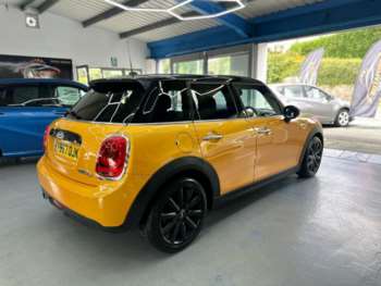 Used MINI Hatch 2018 for sale - 75088902: Photo