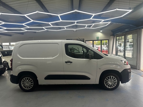Used Citroen Berlingo 2021 for sale - 76293142: Photo 3
