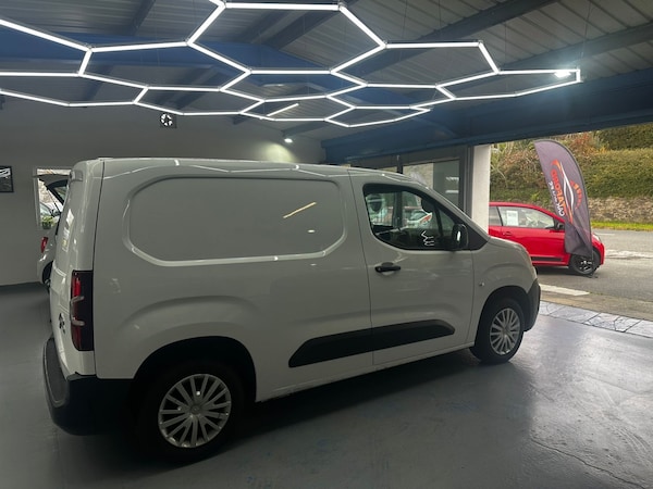 Used Citroen Berlingo 2021 for sale - 76293142: Photo 4