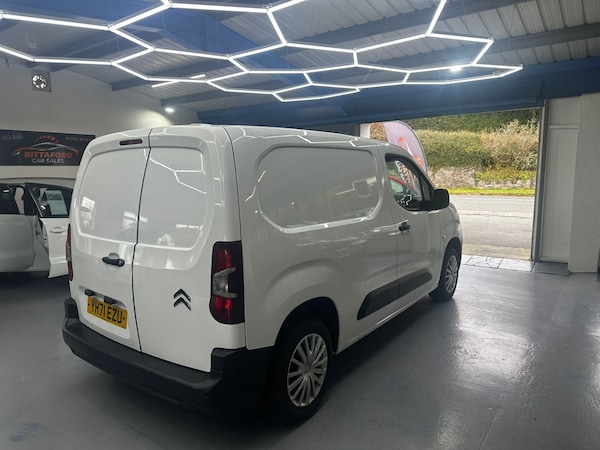 Used Citroen Berlingo 2021 for sale - 76293142: Photo 5