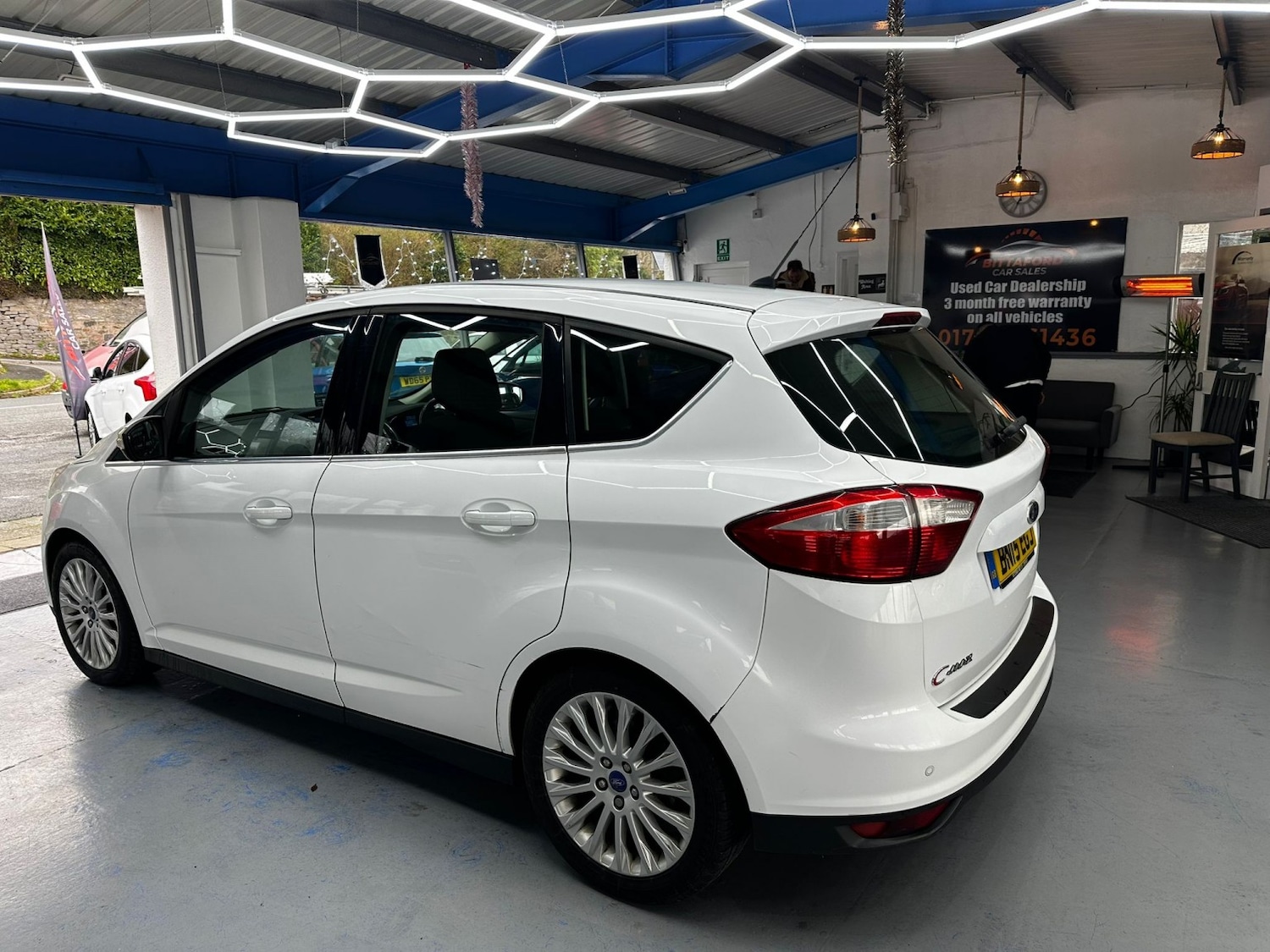Used Ford C-Max 2015 for sale - 76911114: Photo 6