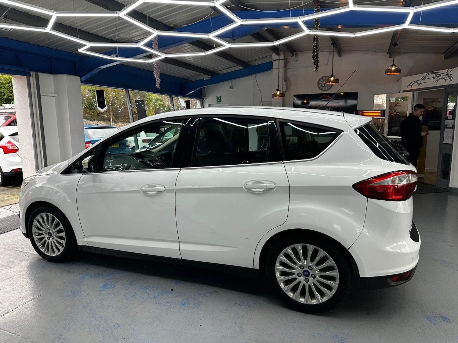 Used Ford C-Max 2015 for sale - 76911114: Photo 7