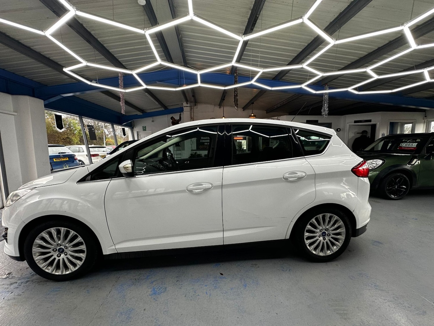 Used Ford C-Max 2015 for sale - 76911114: Photo 8