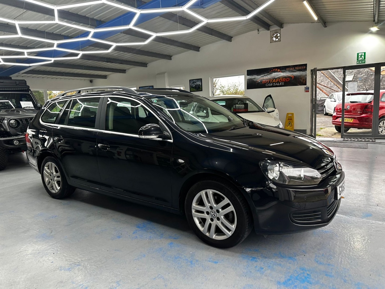 Used Volkswagen Golf 2013 for sale - 76430868: Photo 2