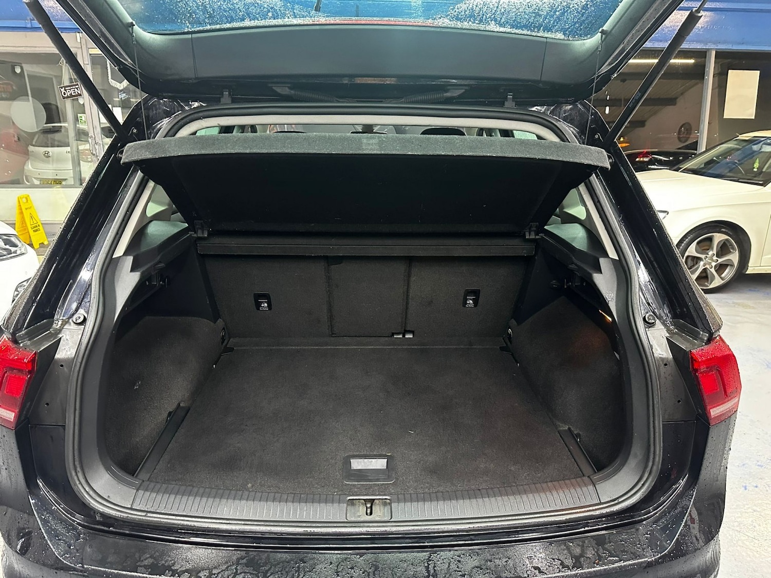 Used Volkswagen Tiguan 2017 for sale - 77465702: Photo 5