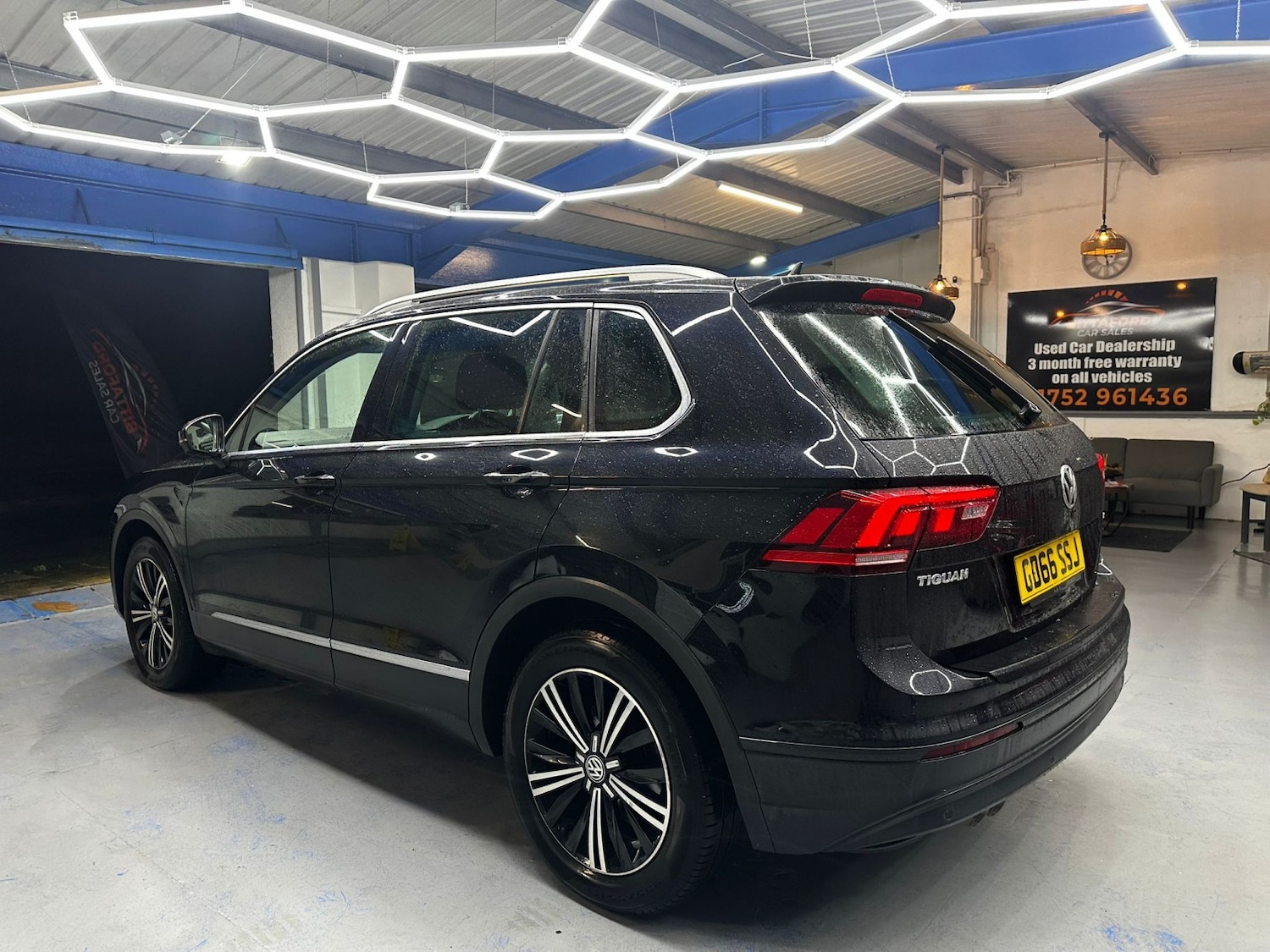 Used Volkswagen Tiguan 2017 for sale - 77465702: Photo 9