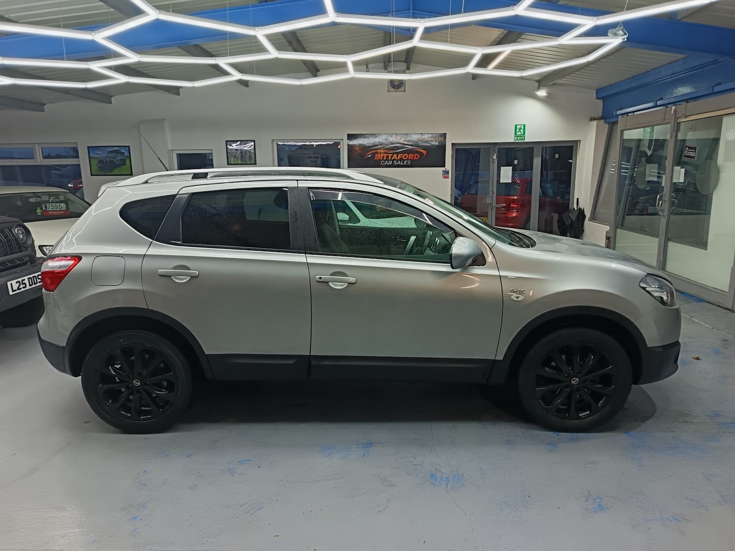 Used Nissan Qashqai 2011 for sale - 76431008: Photo 3