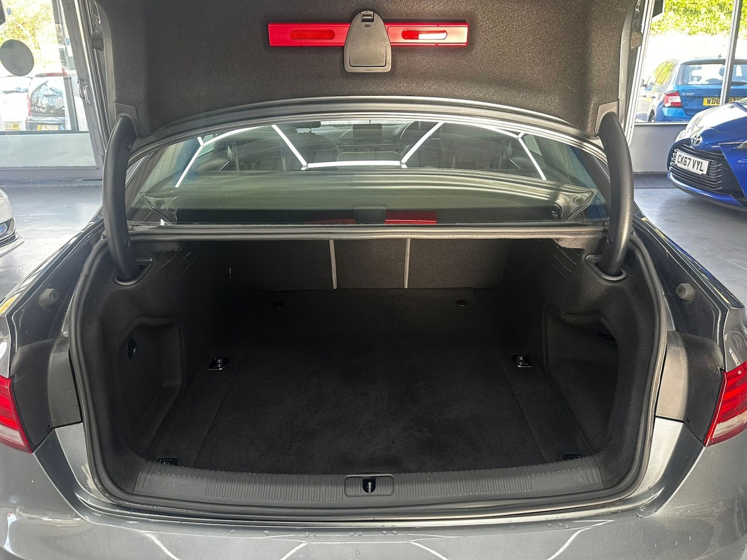 Used Audi A4 2016 for sale - 76497428: Photo 10