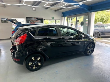 Used Ford Fiesta 2016 for sale - 75529840: Photo