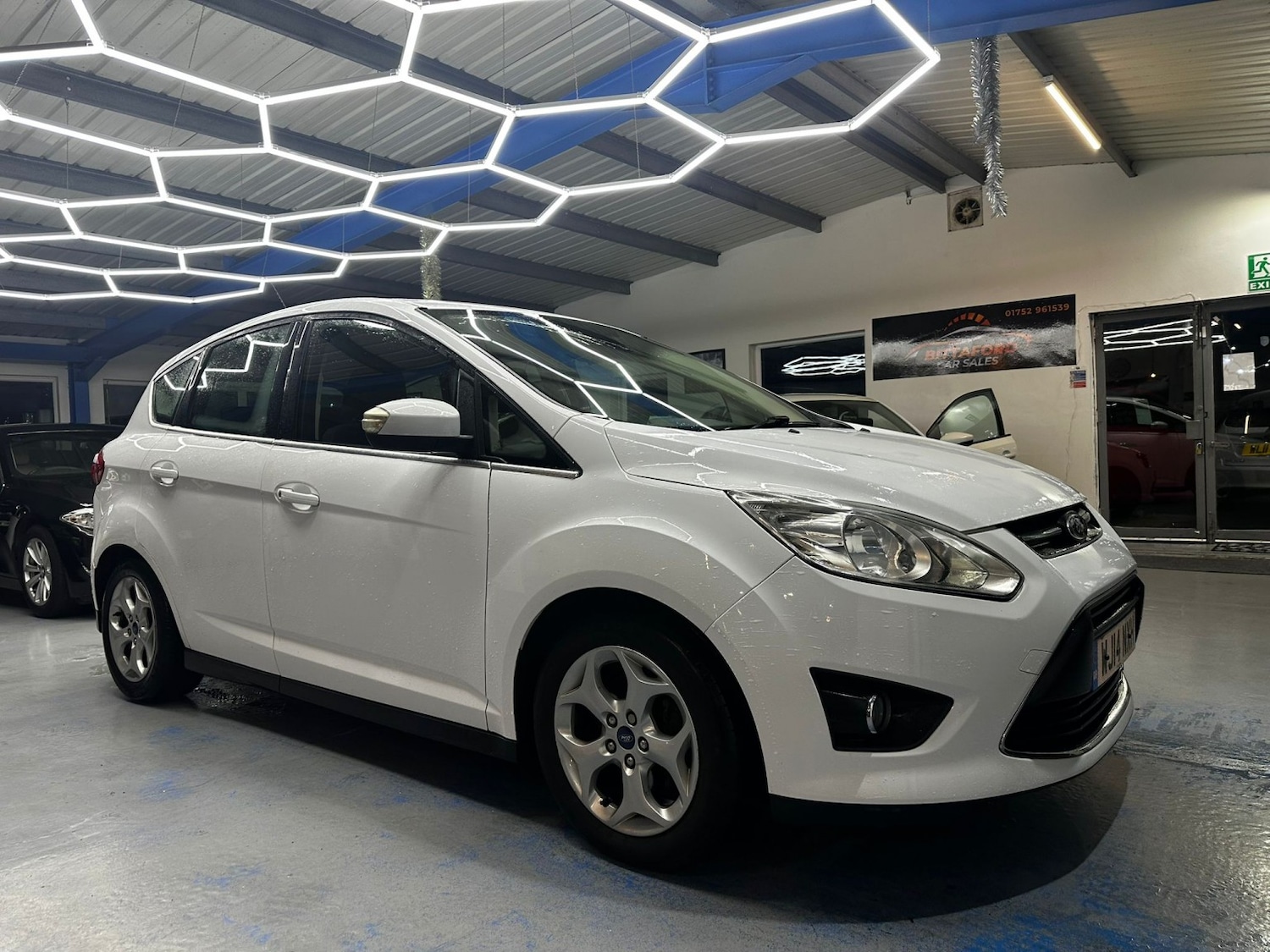 Used Ford C-Max 2014 for sale - 76974440: Photo 2