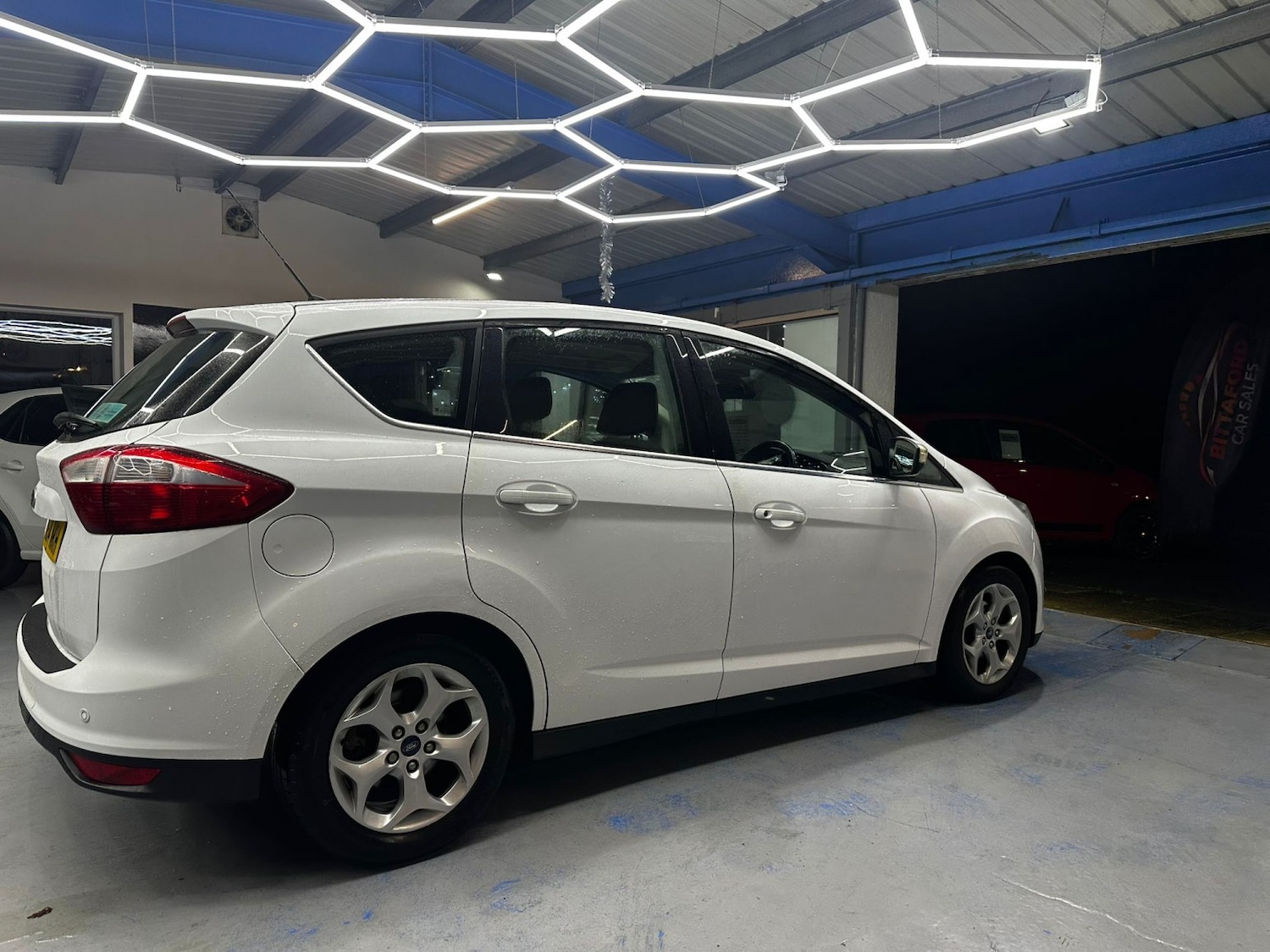 Used Ford C-Max 2014 for sale - 76974440: Photo 4