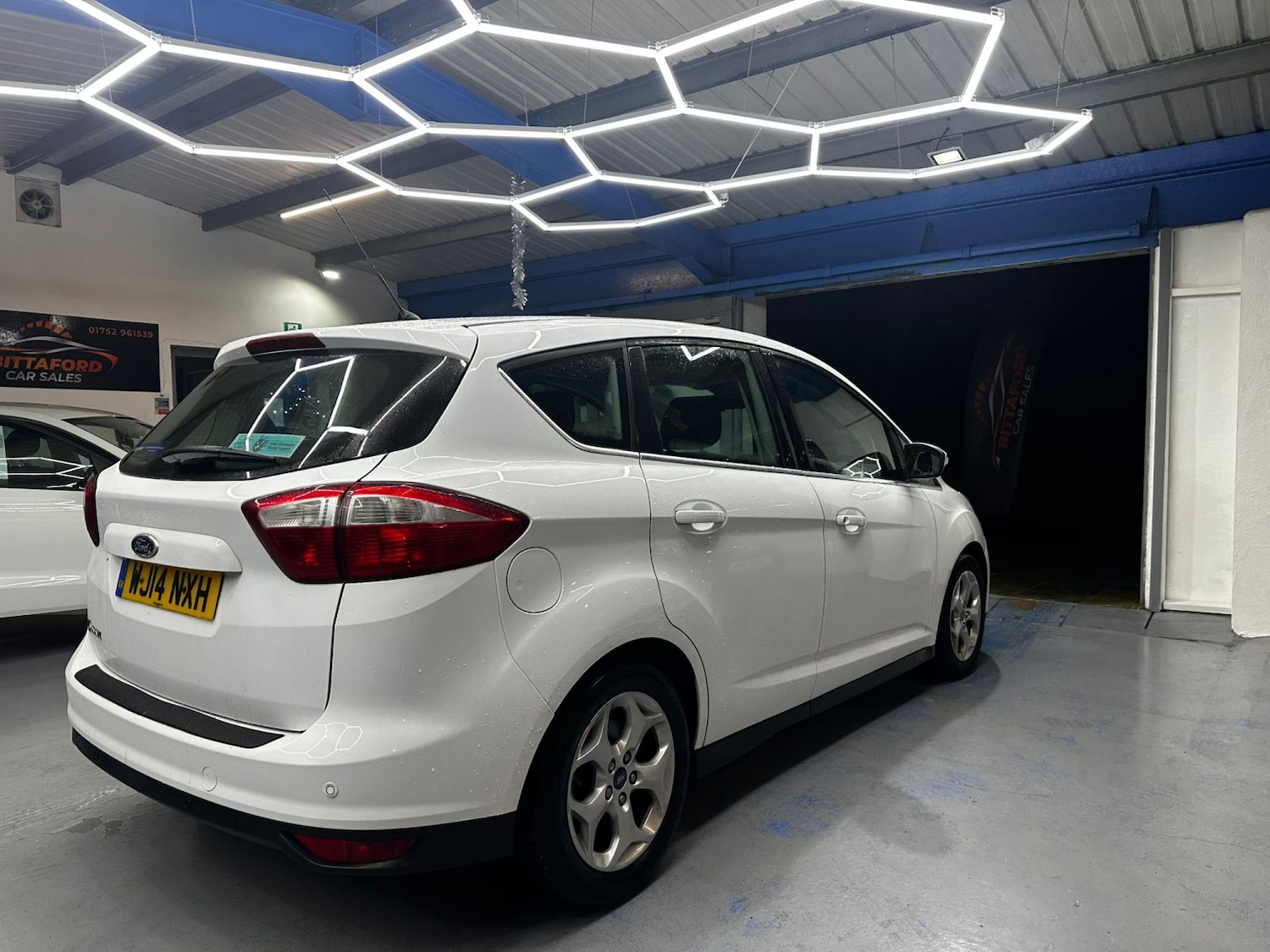 Used Ford C-Max 2014 for sale - 76974440: Photo 5