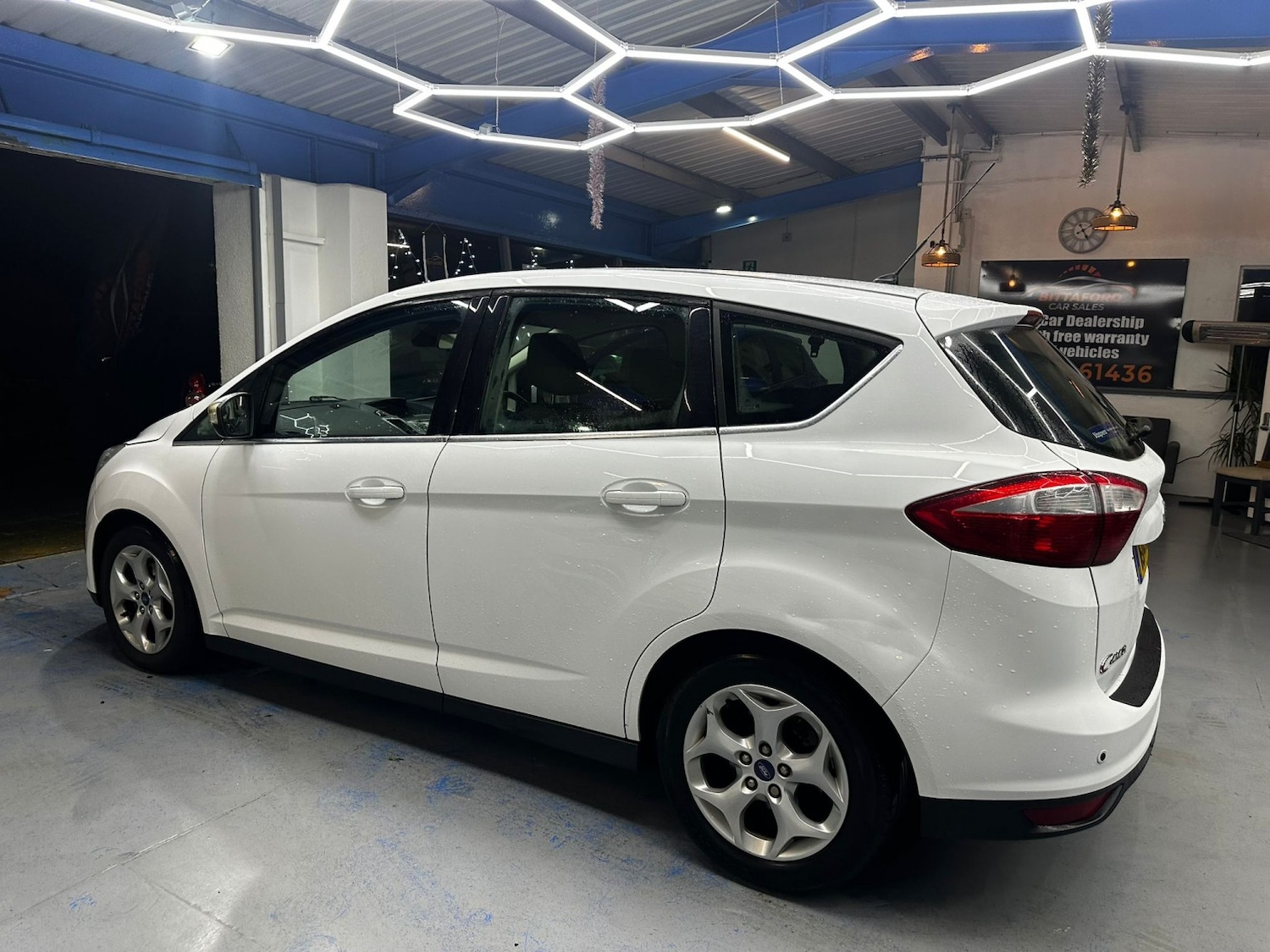 Used Ford C-Max 2014 for sale - 76974440: Photo 8