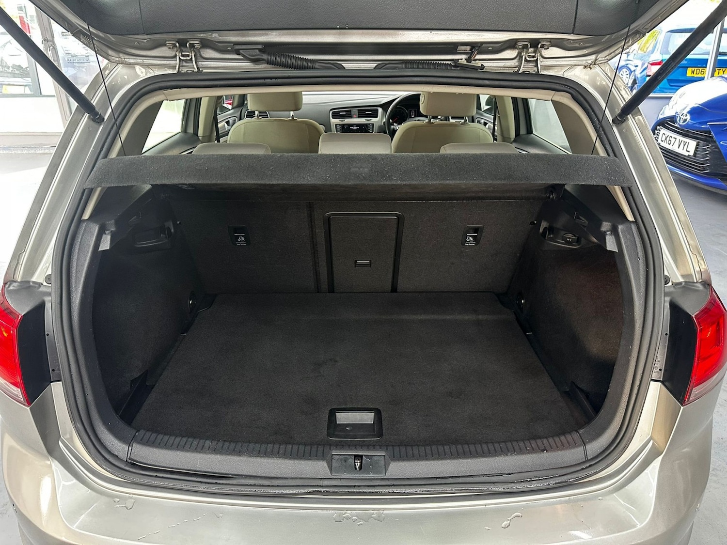 Used Volkswagen Golf 2014 for sale - 76571091: Photo 10