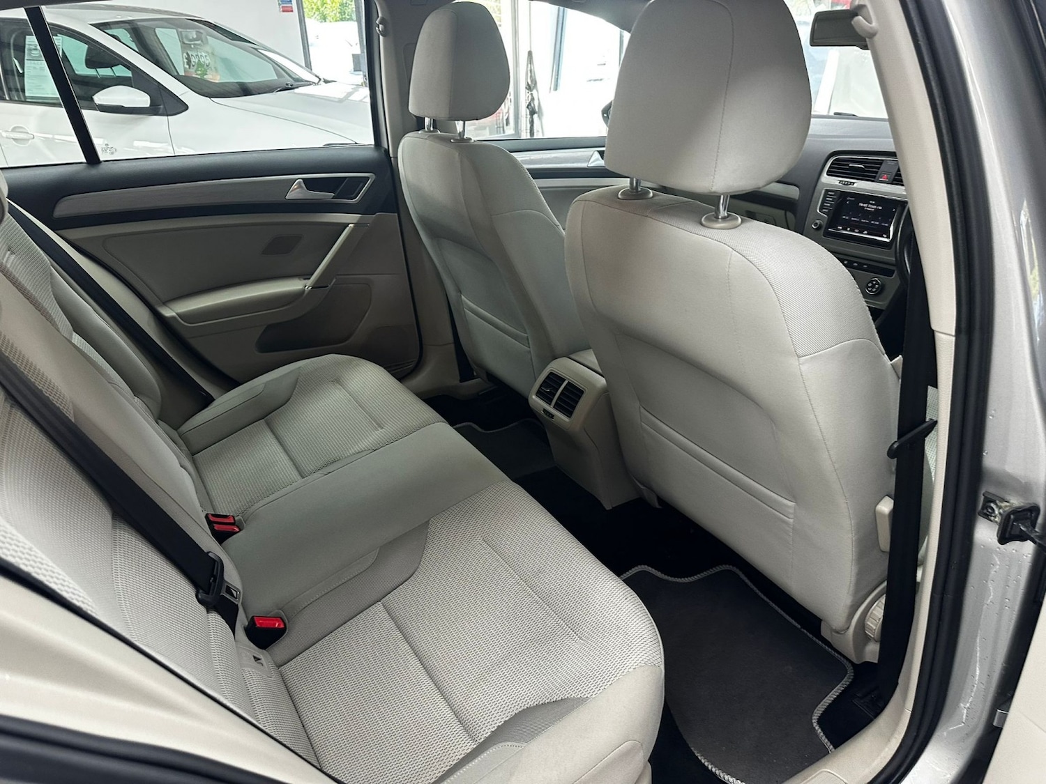 Used Volkswagen Golf 2014 for sale - 76571091: Photo 12