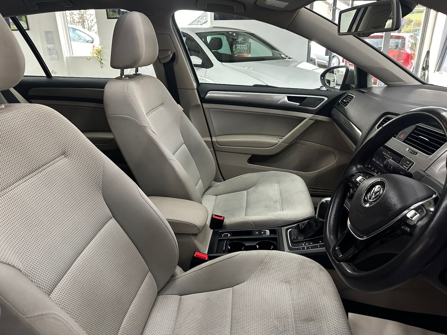 Used Volkswagen Golf 2014 for sale - 76571091: Photo 14