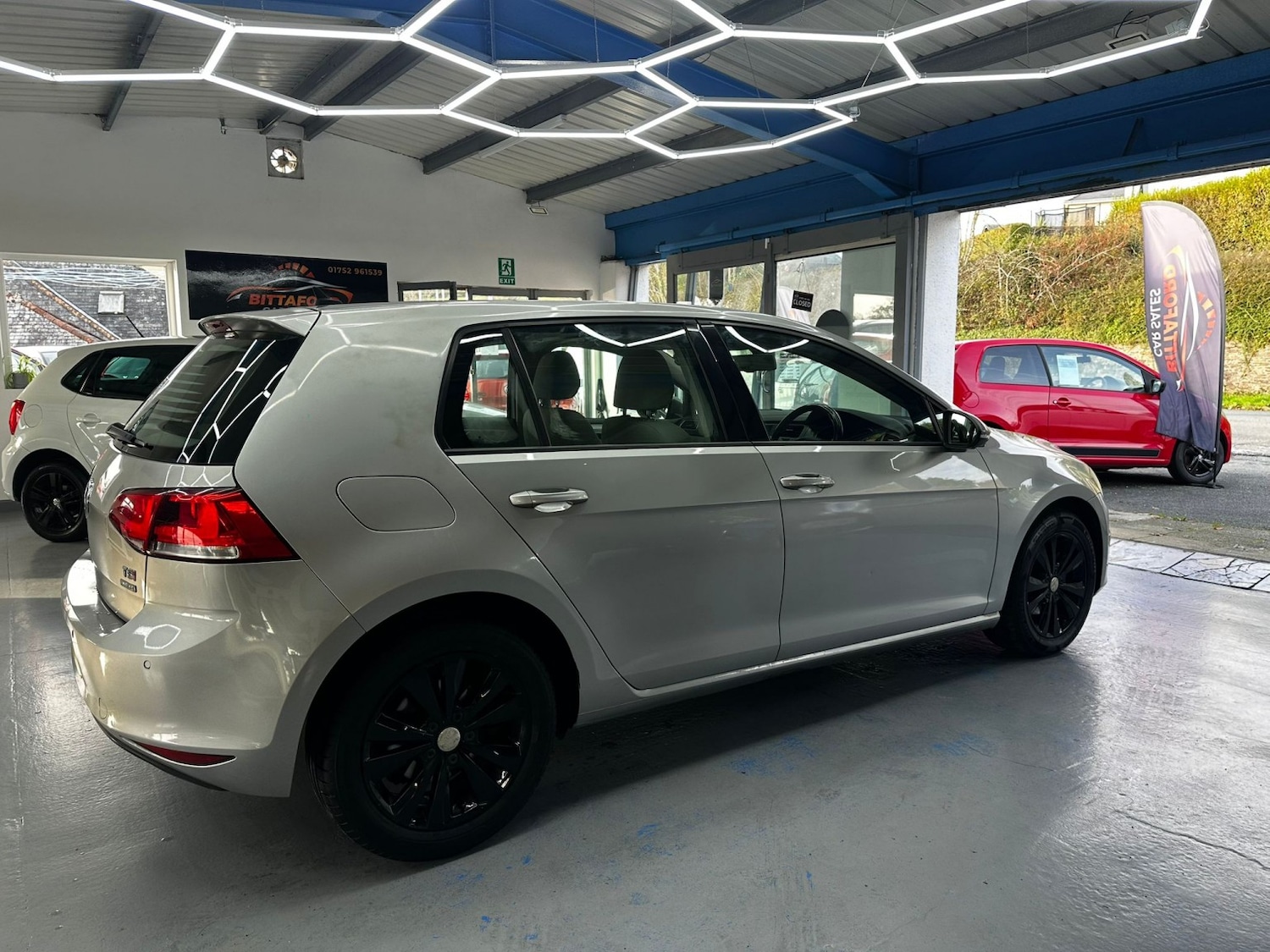 Used Volkswagen Golf 2014 for sale - 76571091: Photo 4