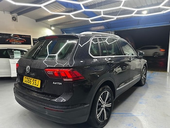 Used Volkswagen Tiguan 2017 for sale - 77721251: Photo