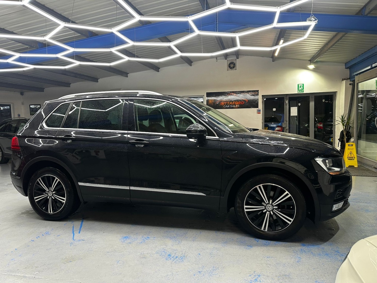 Used Volkswagen Tiguan 2017 for sale - 77721251: Photo 7