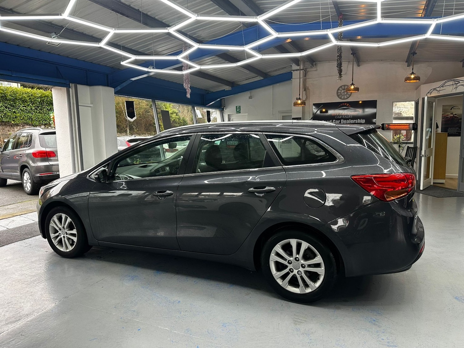 Used Kia Ceed 2014 for sale - 77201329: Photo 8