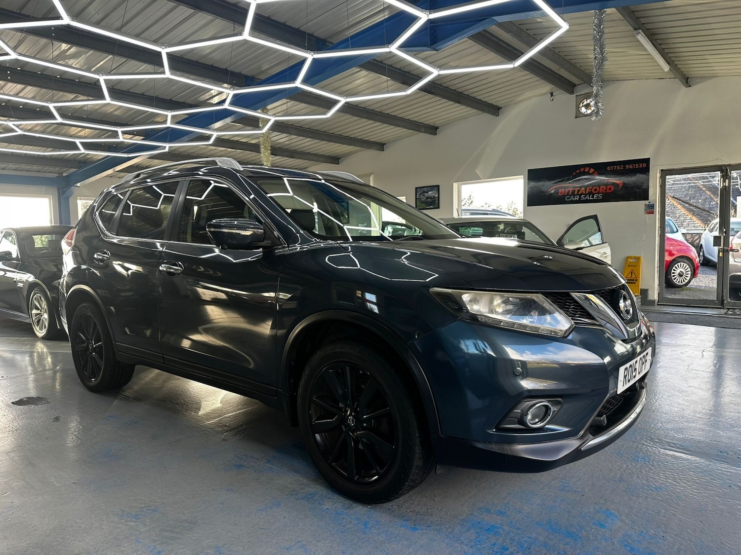 Used Nissan X-Trail 2015 for sale - 77157263: Photo 2